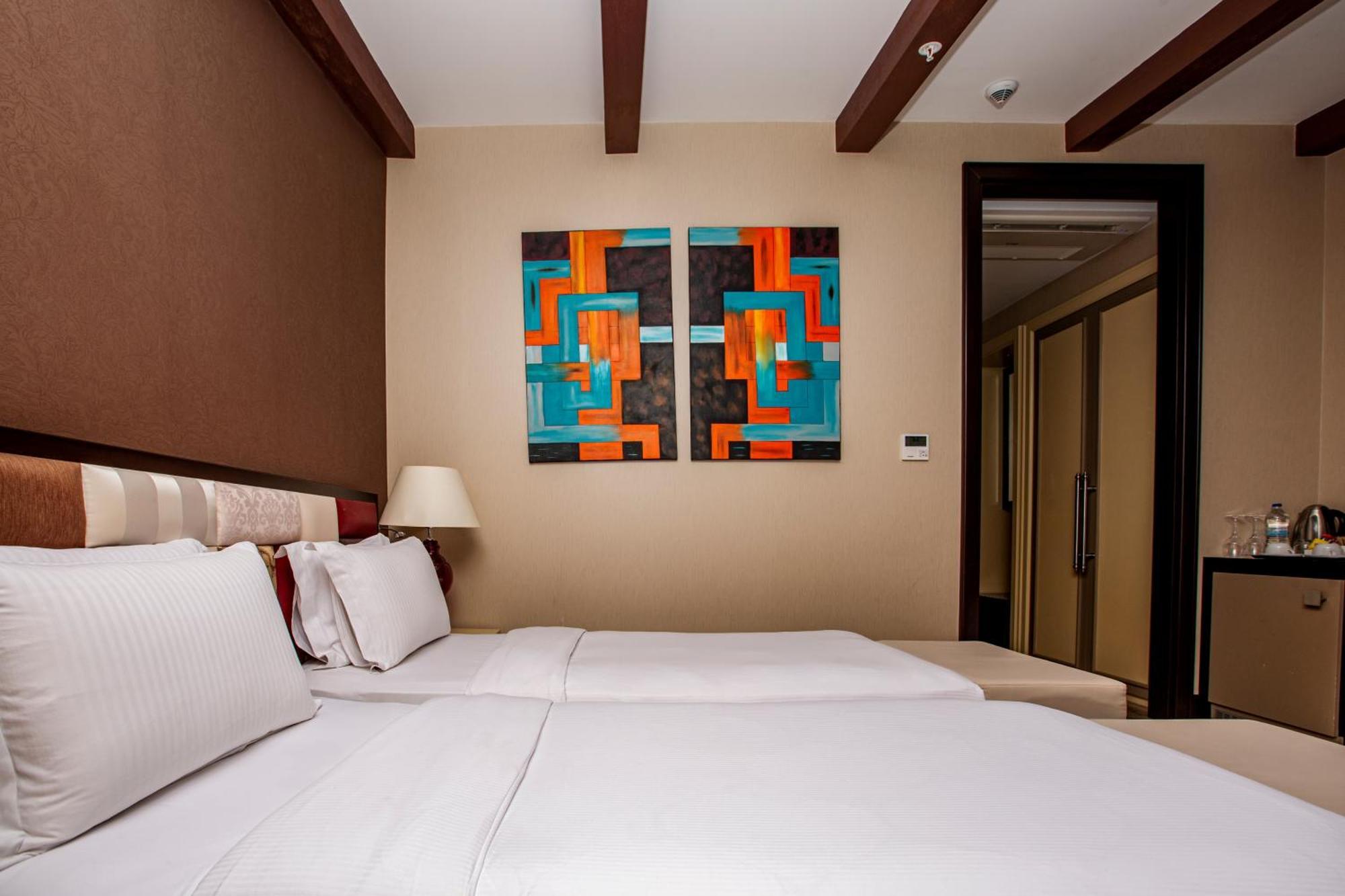 Hotel The Elysium Taksim Estambul Habitación foto